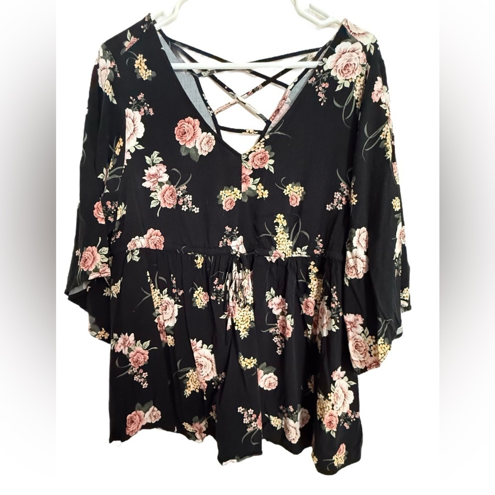 Torrid Black Floral V-Neck Babydoll Top, Size 0 (L/12)